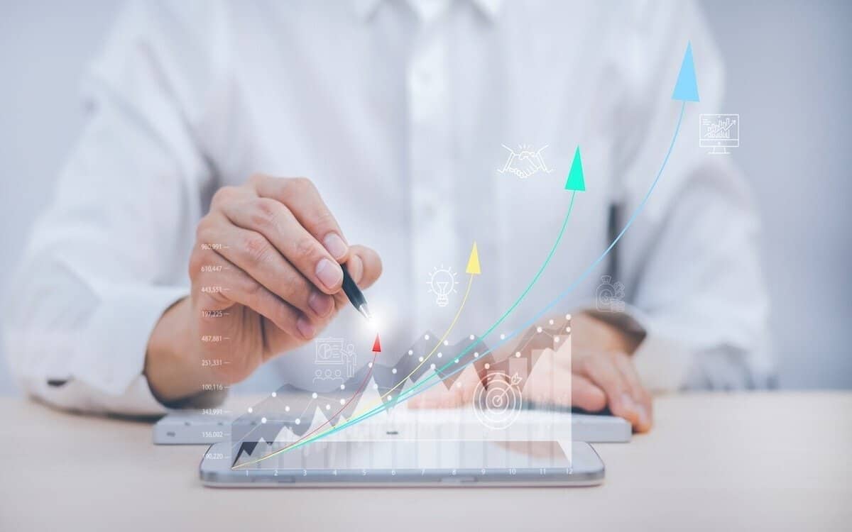 The Do’s and Don’ts of Incorporating AI into Your Financial Forecasting Model